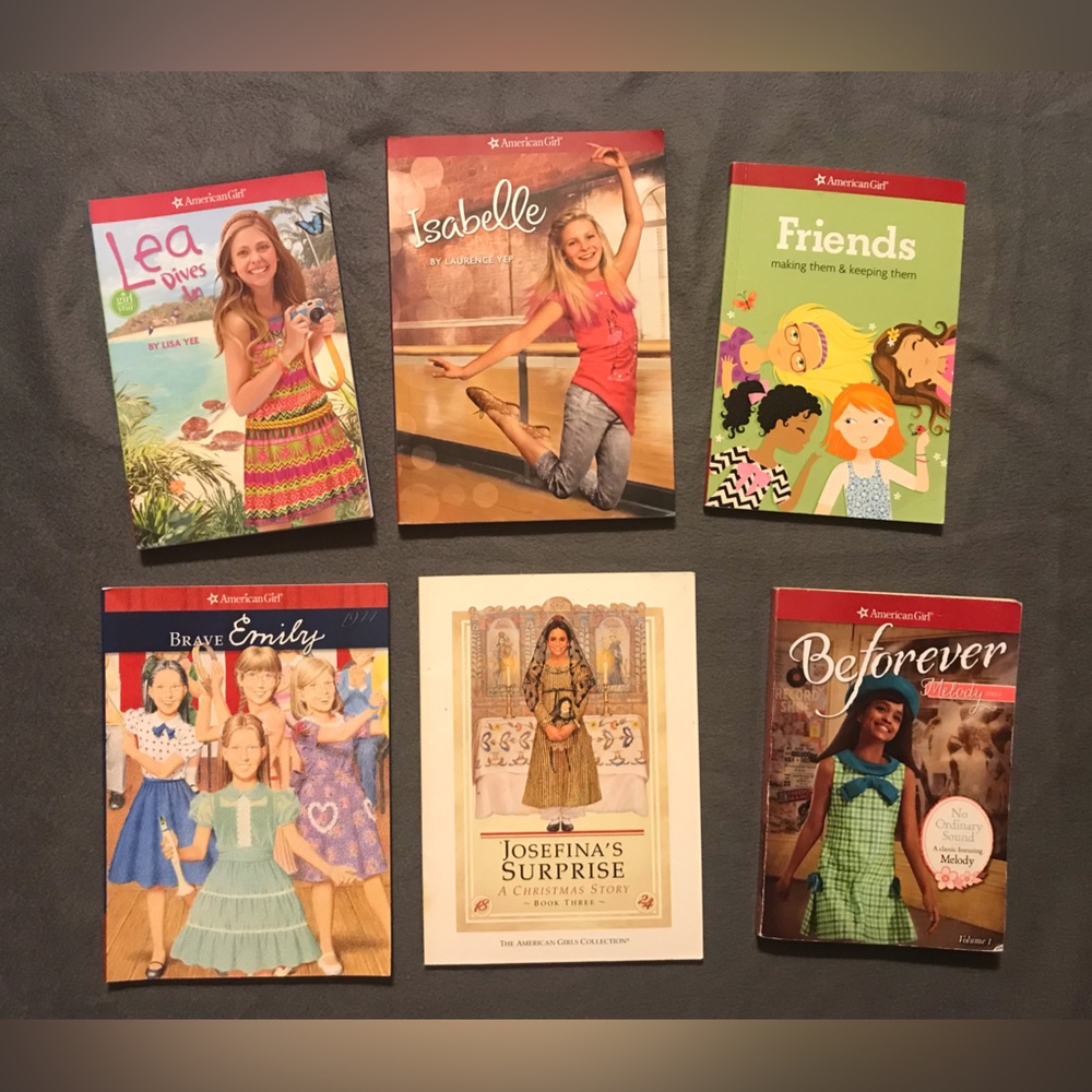 Set of 6 American Girl Books